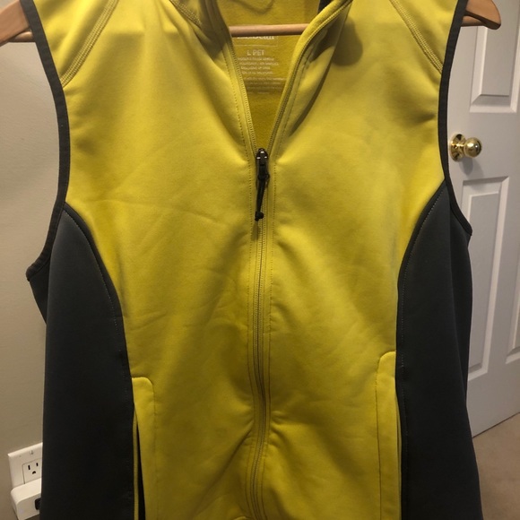 EUC 9/10 L.L BEAN women’s fleece vest in size L!! - Picture 6 of 9